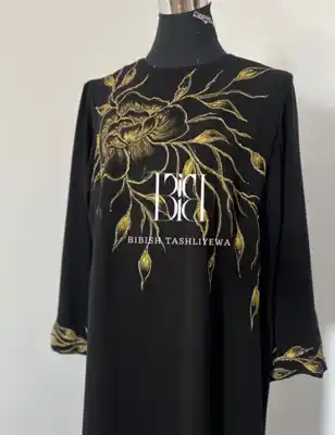 Türkmen fasonlar pombarh fasonlar Fasonlar 2025 fasonlar fason moda modalar Bezen bezen Türkmen fasonlar 2026 Türkmen fasonlar 2025 Türkmen fasonlar 2024 Türkmen fasonlar 2023 turkmenistan türkmenistan turkmen türkmen ashgabat  asgabat aşgabat balkan mary lebap dashoguz dasoguz daşoguz pombarh ponbarhat gulyupek gülýüpek stapel ştapel Gralan Çüýdeşen Abaýa Gadymy Krep Gurultaý 	Keteni Ýüpek Şifon Gipýur Lyon Welwet Atlas Kaşemir Streýç Suzana Ştapel Gülýüpek Pombarh Ýupka Gursakça Aksesuarlar Palto Penjek Okuw eşik Fata Sport eşik Uniforma Nakidka Öýme Şarf kompýuter ýaka ýaglyk Arenda köýnek 2nji el köýnek Taýyn köýnek Matalar Milli lybas milli lybaslar Toý köýnek Toý köýnekler toy koynek toy koynekler gundelik koynekler Gündelik	 
 köýnekler fata koynek Modern taze fason Eskiz koynektm turkmenkoynek türkmenkoynek fason moda moda fasonlar Iş eşik el iş	sada	ýakaly ýakasyz	keşdeli biserli	ýeňli giň nagyşly ýüregi açyk stoýka ýaka ýanly kombinasiýa 	zerli üsti aşak guşakly seçekli gysga ýeňli Gündelik el iş, ýakasyz, ýeňli, giň 26-35 Gara yaz, tomus, guyz