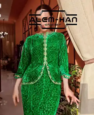 Türkmen fasonlar pombarh fasonlar Fasonlar 2025 fasonlar fason moda modalar Bezen bezen Türkmen fasonlar 2026 Türkmen fasonlar 2025 Türkmen fasonlar 2024 Türkmen fasonlar 2023 turkmenistan türkmenistan turkmen türkmen ashgabat  asgabat aşgabat balkan mary lebap dashoguz dasoguz daşoguz pombarh ponbarhat gulyupek gülýüpek stapel ştapel Gralan Çüýdeşen Abaýa Gadymy Krep Gurultaý 	Keteni Ýüpek Şifon Gipýur Lyon Welwet Atlas Kaşemir Streýç Suzana Ştapel Gülýüpek Pombarh Ýupka Gursakça Aksesuarlar Palto Penjek Okuw eşik Fata Sport eşik Uniforma Nakidka Öýme Şarf kompýuter ýaka ýaglyk Arenda köýnek 2nji el köýnek Taýyn köýnek Matalar Milli lybas milli lybaslar Toý köýnek Toý köýnekler toy koynek toy koynekler gundelik koynekler Gündelik	 
 köýnekler fata koynek Modern taze fason Eskiz koynektm turkmenkoynek türkmenkoynek fason moda moda fasonlar Iş eşik el iş	sada	ýakaly ýakasyz	keşdeli biserli	ýeňli giň nagyşly ýüregi açyk stoýka ýaka ýanly kombinasiýa 	zerli üsti aşak guşakly seçekli gysga ýeňli Panbarhat (Pombarh) Toý köýnek, Modern el iş, ýakasyz, ýeňli, giň, üsti aşak, gaş 17-25, 26-35 Goýy-ýaşyl yaz, tomus, guyz