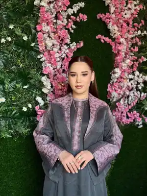 Türkmen fasonlar pombarh fasonlar Fasonlar 2025 fasonlar fason moda modalar Bezen bezen Türkmen fasonlar 2026 Türkmen fasonlar 2025 Türkmen fasonlar 2024 Türkmen fasonlar 2023 turkmenistan türkmenistan turkmen türkmen ashgabat  asgabat aşgabat balkan mary lebap dashoguz dasoguz daşoguz pombarh ponbarhat gulyupek gülýüpek stapel ştapel Gralan Çüýdeşen Abaýa Gadymy Krep Gurultaý 	Keteni Ýüpek Şifon Gipýur Lyon Welwet Atlas Kaşemir Streýç Suzana Ştapel Gülýüpek Pombarh Ýupka Gursakça Aksesuarlar Palto Penjek Okuw eşik Fata Sport eşik Uniforma Nakidka Öýme Şarf kompýuter ýaka ýaglyk Arenda köýnek 2nji el köýnek Taýyn köýnek Matalar Milli lybas milli lybaslar Toý köýnek Toý köýnekler toy koynek toy koynekler gundelik koynekler Gündelik	 
 köýnekler fata koynek Modern taze fason Eskiz koynektm turkmenkoynek türkmenkoynek fason moda moda fasonlar Iş eşik el iş	sada	ýakaly ýakasyz	keşdeli biserli	ýeňli giň nagyşly ýüregi açyk stoýka ýaka ýanly kombinasiýa 	zerli üsti aşak guşakly seçekli gysga ýeňli 