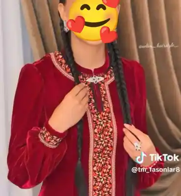 Türkmen fasonlar pombarh fasonlar Fasonlar 2025 fasonlar fason moda modalar Bezen bezen Türkmen fasonlar 2026 Türkmen fasonlar 2025 Türkmen fasonlar 2024 Türkmen fasonlar 2023 turkmenistan türkmenistan turkmen türkmen ashgabat  asgabat aşgabat balkan mary lebap dashoguz dasoguz daşoguz pombarh ponbarhat gulyupek gülýüpek stapel ştapel Gralan Çüýdeşen Abaýa Gadymy Krep Gurultaý 	Keteni Ýüpek Şifon Gipýur Lyon Welwet Atlas Kaşemir Streýç Suzana Ştapel Gülýüpek Pombarh Ýupka Gursakça Aksesuarlar Palto Penjek Okuw eşik Fata Sport eşik Uniforma Nakidka Öýme Şarf kompýuter ýaka ýaglyk Arenda köýnek 2nji el köýnek Taýyn köýnek Matalar Milli lybas milli lybaslar Toý köýnek Toý köýnekler toy koynek toy koynekler gundelik koynekler Gündelik	 
 köýnekler fata koynek Modern taze fason Eskiz koynektm turkmenkoynek türkmenkoynek fason moda moda fasonlar Iş eşik el iş	sada	ýakaly ýakasyz	keşdeli biserli	ýeňli giň nagyşly ýüregi açyk stoýka ýaka ýanly kombinasiýa 	zerli üsti aşak guşakly seçekli gysga ýeňli Panbarhat (Pombarh)  ýakaly, ýeňli, giň 17-25, 26-35 Goýy-gyzyl, Gyzyl yaz, tomus, guyz, gysh