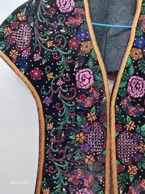 Türkmen fasonlar pombarh fasonlar Fasonlar 2025 fasonlar fason moda modalar Bezen bezen Türkmen fasonlar 2026 Türkmen fasonlar 2025 Türkmen fasonlar 2024 Türkmen fasonlar 2023 turkmenistan türkmenistan turkmen türkmen ashgabat  asgabat aşgabat balkan mary lebap dashoguz dasoguz daşoguz pombarh ponbarhat gulyupek gülýüpek stapel ştapel Gralan Çüýdeşen Abaýa Gadymy Krep Gurultaý 	Keteni Ýüpek Şifon Gipýur Lyon Welwet Atlas Kaşemir Streýç Suzana Ştapel Gülýüpek Pombarh Ýupka Gursakça Aksesuarlar Palto Penjek Okuw eşik Fata Sport eşik Uniforma Nakidka Öýme Şarf kompýuter ýaka ýaglyk Arenda köýnek 2nji el köýnek Taýyn köýnek Matalar Milli lybas milli lybaslar Toý köýnek Toý köýnekler toy koynek toy koynekler gundelik koynekler Gündelik	 
 köýnekler fata koynek Modern taze fason Eskiz koynektm turkmenkoynek türkmenkoynek fason moda moda fasonlar Iş eşik el iş	sada	ýakaly ýakasyz	keşdeli biserli	ýeňli giň nagyşly ýüregi açyk stoýka ýaka ýanly kombinasiýa 	zerli üsti aşak guşakly seçekli gysga ýeňli Panbarhat (Pombarh) Toý köýnek, Milli lybas el iş, gysga ýeňli, giň, gaş, el ýaka, gaýma, 4 iňňe ýaka 17-25, 26-35  yaz, tomus, guyz Nakidka, 2nji el