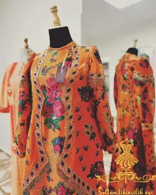 Türkmen fasonlar pombarh fasonlar Fasonlar 2025 fasonlar fason moda modalar Bezen bezen Türkmen fasonlar 2026 Türkmen fasonlar 2025 Türkmen fasonlar 2024 Türkmen fasonlar 2023 turkmenistan türkmenistan turkmen türkmen ashgabat  asgabat aşgabat balkan mary lebap dashoguz dasoguz daşoguz pombarh ponbarhat gulyupek gülýüpek stapel ştapel Gralan Çüýdeşen Abaýa Gadymy Krep Gurultaý 	Keteni Ýüpek Şifon Gipýur Lyon Welwet Atlas Kaşemir Streýç Suzana Ştapel Gülýüpek Pombarh Ýupka Gursakça Aksesuarlar Palto Penjek Okuw eşik Fata Sport eşik Uniforma Nakidka Öýme Şarf kompýuter ýaka ýaglyk Arenda köýnek 2nji el köýnek Taýyn köýnek Matalar Milli lybas milli lybaslar Toý köýnek Toý köýnekler toy koynek toy koynekler gundelik koynekler Gündelik	 
 köýnekler fata koynek Modern taze fason Eskiz koynektm turkmenkoynek türkmenkoynek fason moda moda fasonlar Iş eşik el iş	sada	ýakaly ýakasyz	keşdeli biserli	ýeňli giň nagyşly ýüregi açyk stoýka ýaka ýanly kombinasiýa 	zerli üsti aşak guşakly seçekli gysga ýeňli Şifon