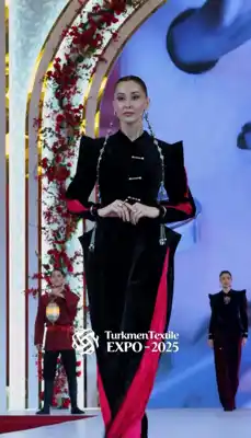 Türkmen fasonlar pombarh fasonlar Fasonlar 2025 fasonlar fason moda modalar Bezen bezen Türkmen fasonlar 2026 Türkmen fasonlar 2025 Türkmen fasonlar 2024 Türkmen fasonlar 2023 turkmenistan türkmenistan turkmen türkmen ashgabat  asgabat aşgabat balkan mary lebap dashoguz dasoguz daşoguz pombarh ponbarhat gulyupek gülýüpek stapel ştapel Gralan Çüýdeşen Abaýa Gadymy Krep Gurultaý 	Keteni Ýüpek Şifon Gipýur Lyon Welwet Atlas Kaşemir Streýç Suzana Ştapel Gülýüpek Pombarh Ýupka Gursakça Aksesuarlar Palto Penjek Okuw eşik Fata Sport eşik Uniforma Nakidka Öýme Şarf kompýuter ýaka ýaglyk Arenda köýnek 2nji el köýnek Taýyn köýnek Matalar Milli lybas milli lybaslar Toý köýnek Toý köýnekler toy koynek toy koynekler gundelik koynekler Gündelik	 
 köýnekler fata koynek Modern taze fason Eskiz koynektm turkmenkoynek türkmenkoynek fason moda moda fasonlar Iş eşik el iş	sada	ýakaly ýakasyz	keşdeli biserli	ýeňli giň nagyşly ýüregi açyk stoýka ýaka ýanly kombinasiýa 	zerli üsti aşak guşakly seçekli gysga ýeňli Panbarhat (Pombarh) Modern TürkmenTextile Expo 2025 17-25, 26-35 Gara, Gyzyl yaz, guyz