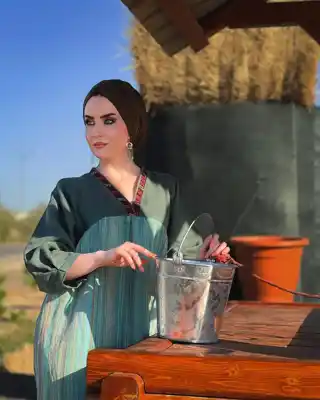 Türkmen fasonlar pombarh fasonlar Fasonlar 2025 fasonlar fason moda modalar Bezen bezen Türkmen fasonlar 2026 Türkmen fasonlar 2025 Türkmen fasonlar 2024 Türkmen fasonlar 2023 turkmenistan türkmenistan turkmen türkmen ashgabat  asgabat aşgabat balkan mary lebap dashoguz dasoguz daşoguz pombarh ponbarhat gulyupek gülýüpek stapel ştapel Gralan Çüýdeşen Abaýa Gadymy Krep Gurultaý 	Keteni Ýüpek Şifon Gipýur Lyon Welwet Atlas Kaşemir Streýç Suzana Ştapel Gülýüpek Pombarh Ýupka Gursakça Aksesuarlar Palto Penjek Okuw eşik Fata Sport eşik Uniforma Nakidka Öýme Şarf kompýuter ýaka ýaglyk Arenda köýnek 2nji el köýnek Taýyn köýnek Matalar Milli lybas milli lybaslar Toý köýnek Toý köýnekler toy koynek toy koynekler gundelik koynekler Gündelik	 
 köýnekler fata koynek Modern taze fason Eskiz koynektm turkmenkoynek türkmenkoynek fason moda moda fasonlar Iş eşik el iş	sada	ýakaly ýakasyz	keşdeli biserli	ýeňli giň nagyşly ýüregi açyk stoýka ýaka ýanly kombinasiýa 	zerli üsti aşak guşakly seçekli gysga ýeňli Lyon Gündelik sada, ýakaly, ýüregi açyk  Haki, Goýy-ýaşyl