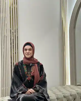 Türkmen fasonlar pombarh fasonlar Fasonlar 2025 fasonlar fason moda modalar Bezen bezen Türkmen fasonlar 2026 Türkmen fasonlar 2025 Türkmen fasonlar 2024 Türkmen fasonlar 2023 turkmenistan türkmenistan turkmen türkmen ashgabat  asgabat aşgabat balkan mary lebap dashoguz dasoguz daşoguz pombarh ponbarhat gulyupek gülýüpek stapel ştapel Gralan Çüýdeşen Abaýa Gadymy Krep Gurultaý 	Keteni Ýüpek Şifon Gipýur Lyon Welwet Atlas Kaşemir Streýç Suzana Ştapel Gülýüpek Pombarh Ýupka Gursakça Aksesuarlar Palto Penjek Okuw eşik Fata Sport eşik Uniforma Nakidka Öýme Şarf kompýuter ýaka ýaglyk Arenda köýnek 2nji el köýnek Taýyn köýnek Matalar Milli lybas milli lybaslar Toý köýnek Toý köýnekler toy koynek toy koynekler gundelik koynekler Gündelik	 
 köýnekler fata koynek Modern taze fason Eskiz koynektm turkmenkoynek türkmenkoynek fason moda moda fasonlar Iş eşik el iş	sada	ýakaly ýakasyz	keşdeli biserli	ýeňli giň nagyşly ýüregi açyk stoýka ýaka ýanly kombinasiýa 	zerli üsti aşak guşakly seçekli gysga ýeňli Panbarhat (Pombarh) Toý köýnek, Milli lybas el iş, keşdeli, ýakaly, ýanly, ýeňli, giň, nagyşly 26-35, 35+ Gara, Goýy-çal gysh