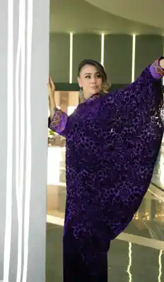 Türkmen fasonlar pombarh fasonlar Fasonlar 2025 fasonlar fason moda modalar Bezen bezen Türkmen fasonlar 2026 Türkmen fasonlar 2025 Türkmen fasonlar 2024 Türkmen fasonlar 2023 turkmenistan türkmenistan turkmen türkmen ashgabat  asgabat aşgabat balkan mary lebap dashoguz dasoguz daşoguz pombarh ponbarhat gulyupek gülýüpek stapel ştapel Gralan Çüýdeşen Abaýa Gadymy Krep Gurultaý 	Keteni Ýüpek Şifon Gipýur Lyon Welwet Atlas Kaşemir Streýç Suzana Ştapel Gülýüpek Pombarh Ýupka Gursakça Aksesuarlar Palto Penjek Okuw eşik Fata Sport eşik Uniforma Nakidka Öýme Şarf kompýuter ýaka ýaglyk Arenda köýnek 2nji el köýnek Taýyn köýnek Matalar Milli lybas milli lybaslar Toý köýnek Toý köýnekler toy koynek toy koynekler gundelik koynekler Gündelik	 
 köýnekler fata koynek Modern taze fason Eskiz koynektm turkmenkoynek türkmenkoynek fason moda moda fasonlar Iş eşik el iş	sada	ýakaly ýakasyz	keşdeli biserli	ýeňli giň nagyşly ýüregi açyk stoýka ýaka ýanly kombinasiýa 	zerli üsti aşak guşakly seçekli gysga ýeňli Panbarhat (Pombarh) Toý köýnek, Modern el iş  Goýy-gök