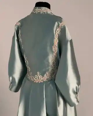 Türkmen fasonlar pombarh fasonlar Fasonlar 2025 fasonlar fason moda modalar Bezen bezen Türkmen fasonlar 2026 Türkmen fasonlar 2025 Türkmen fasonlar 2024 Türkmen fasonlar 2023 turkmenistan türkmenistan turkmen türkmen ashgabat  asgabat aşgabat balkan mary lebap dashoguz dasoguz daşoguz pombarh ponbarhat gulyupek gülýüpek stapel ştapel Gralan Çüýdeşen Abaýa Gadymy Krep Gurultaý 	Keteni Ýüpek Şifon Gipýur Lyon Welwet Atlas Kaşemir Streýç Suzana Ştapel Gülýüpek Pombarh Ýupka Gursakça Aksesuarlar Palto Penjek Okuw eşik Fata Sport eşik Uniforma Nakidka Öýme Şarf kompýuter ýaka ýaglyk Arenda köýnek 2nji el köýnek Taýyn köýnek Matalar Milli lybas milli lybaslar Toý köýnek Toý köýnekler toy koynek toy koynekler gundelik koynekler Gündelik	 
 köýnekler fata koynek Modern taze fason Eskiz koynektm turkmenkoynek türkmenkoynek fason moda moda fasonlar Iş eşik el iş	sada	ýakaly ýakasyz	keşdeli biserli	ýeňli giň nagyşly ýüregi açyk stoýka ýaka ýanly kombinasiýa 	zerli üsti aşak guşakly seçekli gysga ýeňli Şifon, Şantu Modern el iş, ýakasyz, biserli, ýüregi açyk, gysga ýeňli, giň, guşakly, stoýka ýaka 17-25, 26-35 Gök, Ýaşyl yaz, tomus, guyz