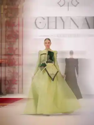 Türkmen fasonlar pombarh fasonlar Fasonlar 2025 fasonlar fason moda modalar Bezen bezen Türkmen fasonlar 2026 Türkmen fasonlar 2025 Türkmen fasonlar 2024 Türkmen fasonlar 2023 turkmenistan türkmenistan turkmen türkmen ashgabat  asgabat aşgabat balkan mary lebap dashoguz dasoguz daşoguz pombarh ponbarhat gulyupek gülýüpek stapel ştapel Gralan Çüýdeşen Abaýa Gadymy Krep Gurultaý 	Keteni Ýüpek Şifon Gipýur Lyon Welwet Atlas Kaşemir Streýç Suzana Ştapel Gülýüpek Pombarh Ýupka Gursakça Aksesuarlar Palto Penjek Okuw eşik Fata Sport eşik Uniforma Nakidka Öýme Şarf kompýuter ýaka ýaglyk Arenda köýnek 2nji el köýnek Taýyn köýnek Matalar Milli lybas milli lybaslar Toý köýnek Toý köýnekler toy koynek toy koynekler gundelik koynekler Gündelik	 
 köýnekler fata koynek Modern taze fason Eskiz koynektm turkmenkoynek türkmenkoynek fason moda moda fasonlar Iş eşik el iş	sada	ýakaly ýakasyz	keşdeli biserli	ýeňli giň nagyşly ýüregi açyk stoýka ýaka ýanly kombinasiýa 	zerli üsti aşak guşakly seçekli gysga ýeňli Modern TürkmenTextile Expo 2025 17-25, 26-35 Ýaşyl, Goýy-ýaşyl