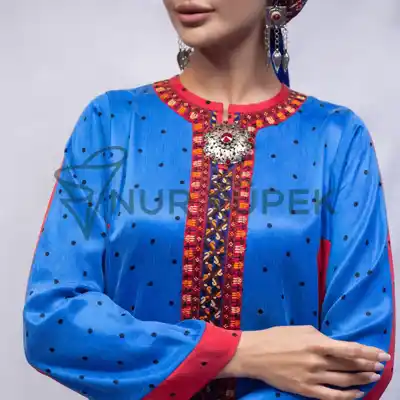 Türkmen fasonlar pombarh fasonlar Fasonlar 2025 fasonlar fason moda modalar Bezen bezen Türkmen fasonlar 2026 Türkmen fasonlar 2025 Türkmen fasonlar 2024 Türkmen fasonlar 2023 turkmenistan türkmenistan turkmen türkmen ashgabat  asgabat aşgabat balkan mary lebap dashoguz dasoguz daşoguz pombarh ponbarhat gulyupek gülýüpek stapel ştapel Gralan Çüýdeşen Abaýa Gadymy Krep Gurultaý 	Keteni Ýüpek Şifon Gipýur Lyon Welwet Atlas Kaşemir Streýç Suzana Ştapel Gülýüpek Pombarh Ýupka Gursakça Aksesuarlar Palto Penjek Okuw eşik Fata Sport eşik Uniforma Nakidka Öýme Şarf kompýuter ýaka ýaglyk Arenda köýnek 2nji el köýnek Taýyn köýnek Matalar Milli lybas milli lybaslar Toý köýnek Toý köýnekler toy koynek toy koynekler gundelik koynekler Gündelik	 
 köýnekler fata koynek Modern taze fason Eskiz koynektm turkmenkoynek türkmenkoynek fason moda moda fasonlar Iş eşik el iş	sada	ýakaly ýakasyz	keşdeli biserli	ýeňli giň nagyşly ýüregi açyk stoýka ýaka ýanly kombinasiýa 	zerli üsti aşak guşakly seçekli gysga ýeňli 