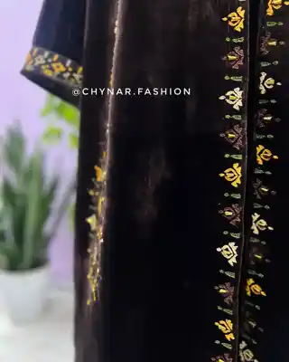 Türkmen fasonlar pombarh fasonlar Fasonlar 2025 fasonlar fason moda modalar Bezen bezen Türkmen fasonlar 2026 Türkmen fasonlar 2025 Türkmen fasonlar 2024 Türkmen fasonlar 2023 turkmenistan türkmenistan turkmen türkmen ashgabat  asgabat aşgabat balkan mary lebap dashoguz dasoguz daşoguz pombarh ponbarhat gulyupek gülýüpek stapel ştapel Gralan Çüýdeşen Abaýa Gadymy Krep Gurultaý 	Keteni Ýüpek Şifon Gipýur Lyon Welwet Atlas Kaşemir Streýç Suzana Ştapel Gülýüpek Pombarh Ýupka Gursakça Aksesuarlar Palto Penjek Okuw eşik Fata Sport eşik Uniforma Nakidka Öýme Şarf kompýuter ýaka ýaglyk Arenda köýnek 2nji el köýnek Taýyn köýnek Matalar Milli lybas milli lybaslar Toý köýnek Toý köýnekler toy koynek toy koynekler gundelik koynekler Gündelik	 
 köýnekler fata koynek Modern taze fason Eskiz koynektm turkmenkoynek türkmenkoynek fason moda moda fasonlar Iş eşik el iş	sada	ýakaly ýakasyz	keşdeli biserli	ýeňli giň nagyşly ýüregi açyk stoýka ýaka ýanly kombinasiýa 	zerli üsti aşak guşakly seçekli gysga ýeňli Panbarhat (Pombarh) Toý köýnek el iş, keşdeli, ýakaly, ýüregi açyk, ýeňli, nagyşly 17-25, 26-35 Goýy-goňur