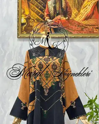 Türkmen fasonlar pombarh fasonlar Fasonlar 2025 fasonlar fason moda modalar Bezen bezen Türkmen fasonlar 2026 Türkmen fasonlar 2025 Türkmen fasonlar 2024 Türkmen fasonlar 2023 turkmenistan türkmenistan turkmen türkmen ashgabat  asgabat aşgabat balkan mary lebap dashoguz dasoguz daşoguz pombarh ponbarhat gulyupek gülýüpek stapel ştapel Gralan Çüýdeşen Abaýa Gadymy Krep Gurultaý 	Keteni Ýüpek Şifon Gipýur Lyon Welwet Atlas Kaşemir Streýç Suzana Ştapel Gülýüpek Pombarh Ýupka Gursakça Aksesuarlar Palto Penjek Okuw eşik Fata Sport eşik Uniforma Nakidka Öýme Şarf kompýuter ýaka ýaglyk Arenda köýnek 2nji el köýnek Taýyn köýnek Matalar Milli lybas milli lybaslar Toý köýnek Toý köýnekler toy koynek toy koynekler gundelik koynekler Gündelik	 
 köýnekler fata koynek Modern taze fason Eskiz koynektm turkmenkoynek türkmenkoynek fason moda moda fasonlar Iş eşik el iş	sada	ýakaly ýakasyz	keşdeli biserli	ýeňli giň nagyşly ýüregi açyk stoýka ýaka ýanly kombinasiýa 	zerli üsti aşak guşakly seçekli gysga ýeňli Gülýüpek Toý köýnek, Milli lybas el iş, keşdeli, ýakasyz, ýeňli, giň 17-25, 26-35 Mämişi, Goýy-çal yaz, tomus, guyz, gysh