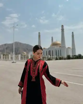 Türkmen fasonlar pombarh fasonlar Fasonlar 2025 fasonlar fason moda modalar Bezen bezen Türkmen fasonlar 2026 Türkmen fasonlar 2025 Türkmen fasonlar 2024 Türkmen fasonlar 2023 turkmenistan türkmenistan turkmen türkmen ashgabat  asgabat aşgabat balkan mary lebap dashoguz dasoguz daşoguz pombarh ponbarhat gulyupek gülýüpek stapel ştapel Gralan Çüýdeşen Abaýa Gadymy Krep Gurultaý 	Keteni Ýüpek Şifon Gipýur Lyon Welwet Atlas Kaşemir Streýç Suzana Ştapel Gülýüpek Pombarh Ýupka Gursakça Aksesuarlar Palto Penjek Okuw eşik Fata Sport eşik Uniforma Nakidka Öýme Şarf kompýuter ýaka ýaglyk Arenda köýnek 2nji el köýnek Taýyn köýnek Matalar Milli lybas milli lybaslar Toý köýnek Toý köýnekler toy koynek toy koynekler gundelik koynekler Gündelik	 
 köýnekler fata koynek Modern taze fason Eskiz koynektm turkmenkoynek türkmenkoynek fason moda moda fasonlar Iş eşik el iş	sada	ýakaly ýakasyz	keşdeli biserli	ýeňli giň nagyşly ýüregi açyk stoýka ýaka ýanly kombinasiýa 	zerli üsti aşak guşakly seçekli gysga ýeňli Ştapel Gündelik el iş, ýakaly, ýanly, ýeňli, giň 26-35 Gara, Gyzyl tomus, guyz