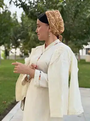 Türkmen fasonlar pombarh fasonlar Fasonlar 2025 fasonlar fason moda modalar Bezen bezen Türkmen fasonlar 2026 Türkmen fasonlar 2025 Türkmen fasonlar 2024 Türkmen fasonlar 2023 turkmenistan türkmenistan turkmen türkmen ashgabat  asgabat aşgabat balkan mary lebap dashoguz dasoguz daşoguz pombarh ponbarhat gulyupek gülýüpek stapel ştapel Gralan Çüýdeşen Abaýa Gadymy Krep Gurultaý 	Keteni Ýüpek Şifon Gipýur Lyon Welwet Atlas Kaşemir Streýç Suzana Ştapel Gülýüpek Pombarh Ýupka Gursakça Aksesuarlar Palto Penjek Okuw eşik Fata Sport eşik Uniforma Nakidka Öýme Şarf kompýuter ýaka ýaglyk Arenda köýnek 2nji el köýnek Taýyn köýnek Matalar Milli lybas milli lybaslar Toý köýnek Toý köýnekler toy koynek toy koynekler gundelik koynekler Gündelik	 
 köýnekler fata koynek Modern taze fason Eskiz koynektm turkmenkoynek türkmenkoynek fason moda moda fasonlar Iş eşik el iş	sada	ýakaly ýakasyz	keşdeli biserli	ýeňli giň nagyşly ýüregi açyk stoýka ýaka ýanly kombinasiýa 	zerli üsti aşak guşakly seçekli gysga ýeňli 