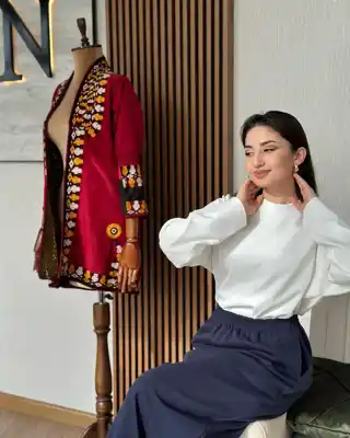 Türkmen fasonlar pombarh fasonlar Fasonlar 2025 fasonlar fason moda modalar Bezen bezen Türkmen fasonlar 2026 Türkmen fasonlar 2025 Türkmen fasonlar 2024 Türkmen fasonlar 2023 turkmenistan türkmenistan turkmen türkmen ashgabat  asgabat aşgabat balkan mary lebap dashoguz dasoguz daşoguz pombarh ponbarhat gulyupek gülýüpek stapel ştapel Gralan Çüýdeşen Abaýa Gadymy Krep Gurultaý 	Keteni Ýüpek Şifon Gipýur Lyon Welwet Atlas Kaşemir Streýç Suzana Ştapel Gülýüpek Pombarh Ýupka Gursakça Aksesuarlar Palto Penjek Okuw eşik Fata Sport eşik Uniforma Nakidka Öýme Şarf kompýuter ýaka ýaglyk Arenda köýnek 2nji el köýnek Taýyn köýnek Matalar Milli lybas milli lybaslar Toý köýnek Toý köýnekler toy koynek toy koynekler gundelik koynekler Gündelik	 
 köýnekler fata koynek Modern taze fason Eskiz koynektm turkmenkoynek türkmenkoynek fason moda moda fasonlar Iş eşik el iş	sada	ýakaly ýakasyz	keşdeli biserli	ýeňli giň nagyşly ýüregi açyk stoýka ýaka ýanly kombinasiýa 	zerli üsti aşak guşakly seçekli gysga ýeňli 