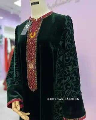 Türkmen fasonlar pombarh fasonlar Fasonlar 2025 fasonlar fason moda modalar Bezen bezen Türkmen fasonlar 2026 Türkmen fasonlar 2025 Türkmen fasonlar 2024 Türkmen fasonlar 2023 turkmenistan türkmenistan turkmen türkmen ashgabat  asgabat aşgabat balkan mary lebap dashoguz dasoguz daşoguz pombarh ponbarhat gulyupek gülýüpek stapel ştapel Gralan Çüýdeşen Abaýa Gadymy Krep Gurultaý 	Keteni Ýüpek Şifon Gipýur Lyon Welwet Atlas Kaşemir Streýç Suzana Ştapel Gülýüpek Pombarh Ýupka Gursakça Aksesuarlar Palto Penjek Okuw eşik Fata Sport eşik Uniforma Nakidka Öýme Şarf kompýuter ýaka ýaglyk Arenda köýnek 2nji el köýnek Taýyn köýnek Matalar Milli lybas milli lybaslar Toý köýnek Toý köýnekler toy koynek toy koynekler gundelik koynekler Gündelik	 
 köýnekler fata koynek Modern taze fason Eskiz koynektm turkmenkoynek türkmenkoynek fason moda moda fasonlar Iş eşik el iş	sada	ýakaly ýakasyz	keşdeli biserli	ýeňli giň nagyşly ýüregi açyk stoýka ýaka ýanly kombinasiýa 	zerli üsti aşak guşakly seçekli gysga ýeňli Panbarhat (Pombarh) Toý köýnek el iş, keşdeli, ýakaly, ýanly, ýeňli, giň, nagyşly 26-35 Haki, Goýy-ýaşyl yaz, guyz