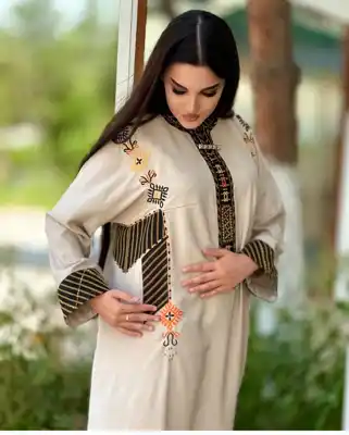 Türkmen fasonlar pombarh fasonlar Fasonlar 2025 fasonlar fason moda modalar Bezen bezen Türkmen fasonlar 2026 Türkmen fasonlar 2025 Türkmen fasonlar 2024 Türkmen fasonlar 2023 turkmenistan türkmenistan turkmen türkmen ashgabat  asgabat aşgabat balkan mary lebap dashoguz dasoguz daşoguz pombarh ponbarhat gulyupek gülýüpek stapel ştapel Gralan Çüýdeşen Abaýa Gadymy Krep Gurultaý 	Keteni Ýüpek Şifon Gipýur Lyon Welwet Atlas Kaşemir Streýç Suzana Ştapel Gülýüpek Pombarh Ýupka Gursakça Aksesuarlar Palto Penjek Okuw eşik Fata Sport eşik Uniforma Nakidka Öýme Şarf kompýuter ýaka ýaglyk Arenda köýnek 2nji el köýnek Taýyn köýnek Matalar Milli lybas milli lybaslar Toý köýnek Toý köýnekler toy koynek toy koynekler gundelik koynekler Gündelik	 
 köýnekler fata koynek Modern taze fason Eskiz koynektm turkmenkoynek türkmenkoynek fason moda moda fasonlar Iş eşik el iş	sada	ýakaly ýakasyz	keşdeli biserli	ýeňli giň nagyşly ýüregi açyk stoýka ýaka ýanly kombinasiýa 	zerli üsti aşak guşakly seçekli gysga ýeňli Gülýüpek Milli lybas el iş, keşdeli, ýakaly, ýeňli, giň 17-25, 26-35 Kümüş yaz, tomus, guyz Taýyn köýnek