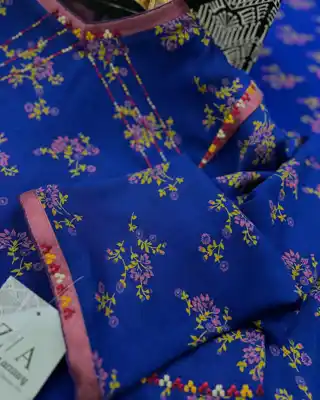 Türkmen fasonlar pombarh fasonlar Fasonlar 2025 fasonlar fason moda modalar Bezen bezen Türkmen fasonlar 2026 Türkmen fasonlar 2025 Türkmen fasonlar 2024 Türkmen fasonlar 2023 turkmenistan türkmenistan turkmen türkmen ashgabat  asgabat aşgabat balkan mary lebap dashoguz dasoguz daşoguz pombarh ponbarhat gulyupek gülýüpek stapel ştapel Gralan Çüýdeşen Abaýa Gadymy Krep Gurultaý 	Keteni Ýüpek Şifon Gipýur Lyon Welwet Atlas Kaşemir Streýç Suzana Ştapel Gülýüpek Pombarh Ýupka Gursakça Aksesuarlar Palto Penjek Okuw eşik Fata Sport eşik Uniforma Nakidka Öýme Şarf kompýuter ýaka ýaglyk Arenda köýnek 2nji el köýnek Taýyn köýnek Matalar Milli lybas milli lybaslar Toý köýnek Toý köýnekler toy koynek toy koynekler gundelik koynekler Gündelik	 
 köýnekler fata koynek Modern taze fason Eskiz koynektm turkmenkoynek türkmenkoynek fason moda moda fasonlar Iş eşik el iş	sada	ýakaly ýakasyz	keşdeli biserli	ýeňli giň nagyşly ýüregi açyk stoýka ýaka ýanly kombinasiýa 	zerli üsti aşak guşakly seçekli gysga ýeňli Ştapel Gündelik el iş, ýakasyz, ýeňli, giň 17-25, 26-35, 35+ Goýy-gök tomus, guyz