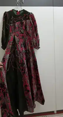 Türkmen fasonlar pombarh fasonlar Fasonlar 2025 fasonlar fason moda modalar Bezen bezen Türkmen fasonlar 2026 Türkmen fasonlar 2025 Türkmen fasonlar 2024 Türkmen fasonlar 2023 turkmenistan türkmenistan turkmen türkmen ashgabat  asgabat aşgabat balkan mary lebap dashoguz dasoguz daşoguz pombarh ponbarhat gulyupek gülýüpek stapel ştapel Gralan Çüýdeşen Abaýa Gadymy Krep Gurultaý 	Keteni Ýüpek Şifon Gipýur Lyon Welwet Atlas Kaşemir Streýç Suzana Ştapel Gülýüpek Pombarh Ýupka Gursakça Aksesuarlar Palto Penjek Okuw eşik Fata Sport eşik Uniforma Nakidka Öýme Şarf kompýuter ýaka ýaglyk Arenda köýnek 2nji el köýnek Taýyn köýnek Matalar Milli lybas milli lybaslar Toý köýnek Toý köýnekler toy koynek toy koynekler gundelik koynekler Gündelik	 
 köýnekler fata koynek Modern taze fason Eskiz koynektm turkmenkoynek türkmenkoynek fason moda moda fasonlar Iş eşik el iş	sada	ýakaly ýakasyz	keşdeli biserli	ýeňli giň nagyşly ýüregi açyk stoýka ýaka ýanly kombinasiýa 	zerli üsti aşak guşakly seçekli gysga ýeňli Şifon, Panbarhat (Pombarh) Toý köýnek el iş, ýakasyz, biserli, ýeňli, giň, kombinasiýa 26-35 Goýy-gyzyl  2nji el