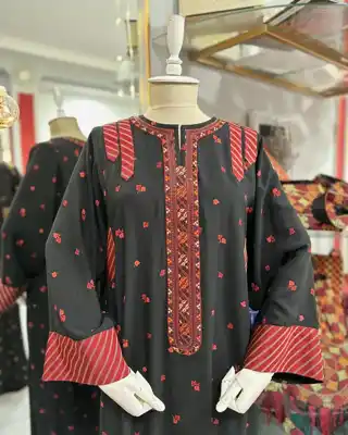 Türkmen fasonlar pombarh fasonlar Fasonlar 2025 fasonlar fason moda modalar Bezen bezen Türkmen fasonlar 2026 Türkmen fasonlar 2025 Türkmen fasonlar 2024 Türkmen fasonlar 2023 turkmenistan türkmenistan turkmen türkmen ashgabat  asgabat aşgabat balkan mary lebap dashoguz dasoguz daşoguz pombarh ponbarhat gulyupek gülýüpek stapel ştapel Gralan Çüýdeşen Abaýa Gadymy Krep Gurultaý 	Keteni Ýüpek Şifon Gipýur Lyon Welwet Atlas Kaşemir Streýç Suzana Ştapel Gülýüpek Pombarh Ýupka Gursakça Aksesuarlar Palto Penjek Okuw eşik Fata Sport eşik Uniforma Nakidka Öýme Şarf kompýuter ýaka ýaglyk Arenda köýnek 2nji el köýnek Taýyn köýnek Matalar Milli lybas milli lybaslar Toý köýnek Toý köýnekler toy koynek toy koynekler gundelik koynekler Gündelik	 
 köýnekler fata koynek Modern taze fason Eskiz koynektm turkmenkoynek türkmenkoynek fason moda moda fasonlar Iş eşik el iş	sada	ýakaly ýakasyz	keşdeli biserli	ýeňli giň nagyşly ýüregi açyk stoýka ýaka ýanly kombinasiýa 	zerli üsti aşak guşakly seçekli gysga ýeňli Ştapel Gündelik sada  Gara, Gök, Ýaşyl, Benewşe, Goýy-gök, Goýy-ýaşyl, Altyn  Taýyn köýnek