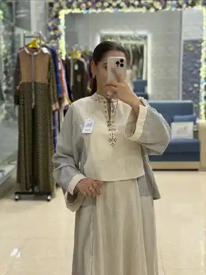 Türkmen fasonlar pombarh fasonlar Fasonlar 2025 fasonlar fason moda modalar Bezen bezen Türkmen fasonlar 2026 Türkmen fasonlar 2025 Türkmen fasonlar 2024 Türkmen fasonlar 2023 turkmenistan türkmenistan turkmen türkmen ashgabat  asgabat aşgabat balkan mary lebap dashoguz dasoguz daşoguz pombarh ponbarhat gulyupek gülýüpek stapel ştapel Gralan Çüýdeşen Abaýa Gadymy Krep Gurultaý 	Keteni Ýüpek Şifon Gipýur Lyon Welwet Atlas Kaşemir Streýç Suzana Ştapel Gülýüpek Pombarh Ýupka Gursakça Aksesuarlar Palto Penjek Okuw eşik Fata Sport eşik Uniforma Nakidka Öýme Şarf kompýuter ýaka ýaglyk Arenda köýnek 2nji el köýnek Taýyn köýnek Matalar Milli lybas milli lybaslar Toý köýnek Toý köýnekler toy koynek toy koynekler gundelik koynekler Gündelik	 
 köýnekler fata koynek Modern taze fason Eskiz koynektm turkmenkoynek türkmenkoynek fason moda moda fasonlar Iş eşik el iş	sada	ýakaly ýakasyz	keşdeli biserli	ýeňli giň nagyşly ýüregi açyk stoýka ýaka ýanly kombinasiýa 	zerli üsti aşak guşakly seçekli gysga ýeňli 