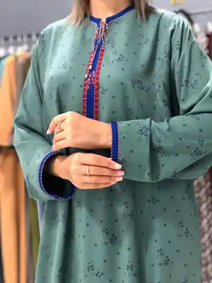 Türkmen fasonlar pombarh fasonlar Fasonlar 2025 fasonlar fason moda modalar Bezen bezen Türkmen fasonlar 2026 Türkmen fasonlar 2025 Türkmen fasonlar 2024 Türkmen fasonlar 2023 turkmenistan türkmenistan turkmen türkmen ashgabat  asgabat aşgabat balkan mary lebap dashoguz dasoguz daşoguz pombarh ponbarhat gulyupek gülýüpek stapel ştapel Gralan Çüýdeşen Abaýa Gadymy Krep Gurultaý 	Keteni Ýüpek Şifon Gipýur Lyon Welwet Atlas Kaşemir Streýç Suzana Ştapel Gülýüpek Pombarh Ýupka Gursakça Aksesuarlar Palto Penjek Okuw eşik Fata Sport eşik Uniforma Nakidka Öýme Şarf kompýuter ýaka ýaglyk Arenda köýnek 2nji el köýnek Taýyn köýnek Matalar Milli lybas milli lybaslar Toý köýnek Toý köýnekler toy koynek toy koynekler gundelik koynekler Gündelik	 
 köýnekler fata koynek Modern taze fason Eskiz koynektm turkmenkoynek türkmenkoynek fason moda moda fasonlar Iş eşik el iş	sada	ýakaly ýakasyz	keşdeli biserli	ýeňli giň nagyşly ýüregi açyk stoýka ýaka ýanly kombinasiýa 	zerli üsti aşak guşakly seçekli gysga ýeňli Ştapel Gündelik ýakaly, ýeňli, giň 17-25, 26-35 Haki yaz, tomus, guyz