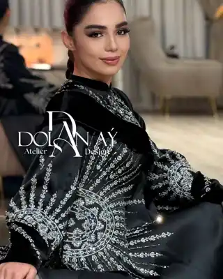 Türkmen fasonlar pombarh fasonlar Fasonlar 2025 fasonlar fason moda modalar Bezen bezen Türkmen fasonlar 2026 Türkmen fasonlar 2025 Türkmen fasonlar 2024 Türkmen fasonlar 2023 turkmenistan türkmenistan turkmen türkmen ashgabat  asgabat aşgabat balkan mary lebap dashoguz dasoguz daşoguz pombarh ponbarhat gulyupek gülýüpek stapel ştapel Gralan Çüýdeşen Abaýa Gadymy Krep Gurultaý 	Keteni Ýüpek Şifon Gipýur Lyon Welwet Atlas Kaşemir Streýç Suzana Ştapel Gülýüpek Pombarh Ýupka Gursakça Aksesuarlar Palto Penjek Okuw eşik Fata Sport eşik Uniforma Nakidka Öýme Şarf kompýuter ýaka ýaglyk Arenda köýnek 2nji el köýnek Taýyn köýnek Matalar Milli lybas milli lybaslar Toý köýnek Toý köýnekler toy koynek toy koynekler gundelik koynekler Gündelik	 
 köýnekler fata koynek Modern taze fason Eskiz koynektm turkmenkoynek türkmenkoynek fason moda moda fasonlar Iş eşik el iş	sada	ýakaly ýakasyz	keşdeli biserli	ýeňli giň nagyşly ýüregi açyk stoýka ýaka ýanly kombinasiýa 	zerli üsti aşak guşakly seçekli gysga ýeňli Panbarhat (Pombarh), Lyon, Şantu Toý köýnek el iş, ýakasyz, biserli, ýanly, ýeňli, giň, kombinasiýa, nagyşly 17-25, 26-35 Gara yaz, tomus