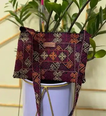 Türkmen fasonlar pombarh fasonlar Fasonlar 2025 fasonlar fason moda modalar Bezen bezen Türkmen fasonlar 2026 Türkmen fasonlar 2025 Türkmen fasonlar 2024 Türkmen fasonlar 2023 turkmenistan türkmenistan turkmen türkmen ashgabat  asgabat aşgabat balkan mary lebap dashoguz dasoguz daşoguz pombarh ponbarhat gulyupek gülýüpek stapel ştapel Gralan Çüýdeşen Abaýa Gadymy Krep Gurultaý 	Keteni Ýüpek Şifon Gipýur Lyon Welwet Atlas Kaşemir Streýç Suzana Ştapel Gülýüpek Pombarh Ýupka Gursakça Aksesuarlar Palto Penjek Okuw eşik Fata Sport eşik Uniforma Nakidka Öýme Şarf kompýuter ýaka ýaglyk Arenda köýnek 2nji el köýnek Taýyn köýnek Matalar Milli lybas milli lybaslar Toý köýnek Toý köýnekler toy koynek toy koynekler gundelik koynekler Gündelik	 
 köýnekler fata koynek Modern taze fason Eskiz koynektm turkmenkoynek türkmenkoynek fason moda moda fasonlar Iş eşik el iş	sada	ýakaly ýakasyz	keşdeli biserli	ýeňli giň nagyşly ýüregi açyk stoýka ýaka ýanly kombinasiýa 	zerli üsti aşak guşakly seçekli gysga ýeňli 