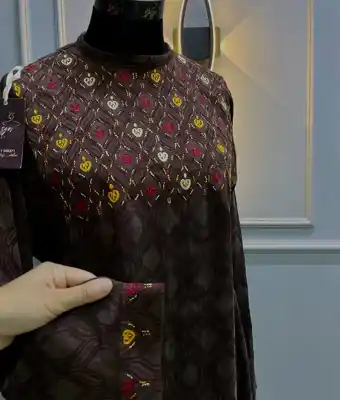 Türkmen fasonlar pombarh fasonlar Fasonlar 2025 fasonlar fason moda modalar Bezen bezen Türkmen fasonlar 2026 Türkmen fasonlar 2025 Türkmen fasonlar 2024 Türkmen fasonlar 2023 turkmenistan türkmenistan turkmen türkmen ashgabat  asgabat aşgabat balkan mary lebap dashoguz dasoguz daşoguz pombarh ponbarhat gulyupek gülýüpek stapel ştapel Gralan Çüýdeşen Abaýa Gadymy Krep Gurultaý 	Keteni Ýüpek Şifon Gipýur Lyon Welwet Atlas Kaşemir Streýç Suzana Ştapel Gülýüpek Pombarh Ýupka Gursakça Aksesuarlar Palto Penjek Okuw eşik Fata Sport eşik Uniforma Nakidka Öýme Şarf kompýuter ýaka ýaglyk Arenda köýnek 2nji el köýnek Taýyn köýnek Matalar Milli lybas milli lybaslar Toý köýnek Toý köýnekler toy koynek toy koynekler gundelik koynekler Gündelik	 
 köýnekler fata koynek Modern taze fason Eskiz koynektm turkmenkoynek türkmenkoynek fason moda moda fasonlar Iş eşik el iş	sada	ýakaly ýakasyz	keşdeli biserli	ýeňli giň nagyşly ýüregi açyk stoýka ýaka ýanly kombinasiýa 	zerli üsti aşak guşakly seçekli gysga ýeňli 