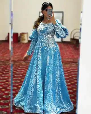 Türkmen fasonlar pombarh fasonlar Fasonlar 2025 fasonlar fason moda modalar Bezen bezen Türkmen fasonlar 2026 Türkmen fasonlar 2025 Türkmen fasonlar 2024 Türkmen fasonlar 2023 turkmenistan türkmenistan turkmen türkmen ashgabat  asgabat aşgabat balkan mary lebap dashoguz dasoguz daşoguz pombarh ponbarhat gulyupek gülýüpek stapel ştapel Gralan Çüýdeşen Abaýa Gadymy Krep Gurultaý 	Keteni Ýüpek Şifon Gipýur Lyon Welwet Atlas Kaşemir Streýç Suzana Ştapel Gülýüpek Pombarh Ýupka Gursakça Aksesuarlar Palto Penjek Okuw eşik Fata Sport eşik Uniforma Nakidka Öýme Şarf kompýuter ýaka ýaglyk Arenda köýnek 2nji el köýnek Taýyn köýnek Matalar Milli lybas milli lybaslar Toý köýnek Toý köýnekler toy koynek toy koynekler gundelik koynekler Gündelik	 
 köýnekler fata koynek Modern taze fason Eskiz koynektm turkmenkoynek türkmenkoynek fason moda moda fasonlar Iş eşik el iş	sada	ýakaly ýakasyz	keşdeli biserli	ýeňli giň nagyşly ýüregi açyk stoýka ýaka ýanly kombinasiýa 	zerli üsti aşak guşakly seçekli gysga ýeňli Ýüpek Toý köýnek ýakasyz, biserli, ýeňli, zerli 12-16, 17-25 Gök