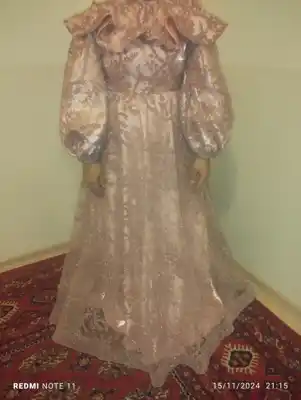 Türkmen fasonlar pombarh fasonlar Fasonlar 2025 fasonlar fason moda modalar Bezen bezen Türkmen fasonlar 2026 Türkmen fasonlar 2025 Türkmen fasonlar 2024 Türkmen fasonlar 2023 turkmenistan türkmenistan turkmen türkmen ashgabat  asgabat aşgabat balkan mary lebap dashoguz dasoguz daşoguz pombarh ponbarhat gulyupek gülýüpek stapel ştapel Gralan Çüýdeşen Abaýa Gadymy Krep Gurultaý 	Keteni Ýüpek Şifon Gipýur Lyon Welwet Atlas Kaşemir Streýç Suzana Ştapel Gülýüpek Pombarh Ýupka Gursakça Aksesuarlar Palto Penjek Okuw eşik Fata Sport eşik Uniforma Nakidka Öýme Şarf kompýuter ýaka ýaglyk Arenda köýnek 2nji el köýnek Taýyn köýnek Matalar Milli lybas milli lybaslar Toý köýnek Toý köýnekler toy koynek toy koynekler gundelik koynekler Gündelik	 
 köýnekler fata koynek Modern taze fason Eskiz koynektm turkmenkoynek türkmenkoynek fason moda moda fasonlar Iş eşik el iş	sada	ýakaly ýakasyz	keşdeli biserli	ýeňli giň nagyşly ýüregi açyk stoýka ýaka ýanly kombinasiýa 	zerli üsti aşak guşakly seçekli gysga ýeňli Toý köýnek ýakasyz, ýeňli, giň, zerli 26-35, 35+ Pudra yaz, tomus, guyz 2nji el