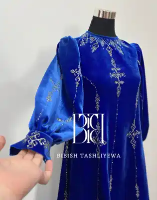 Türkmen fasonlar pombarh fasonlar Fasonlar 2025 fasonlar fason moda modalar Bezen bezen Türkmen fasonlar 2026 Türkmen fasonlar 2025 Türkmen fasonlar 2024 Türkmen fasonlar 2023 turkmenistan türkmenistan turkmen türkmen ashgabat  asgabat aşgabat balkan mary lebap dashoguz dasoguz daşoguz pombarh ponbarhat gulyupek gülýüpek stapel ştapel Gralan Çüýdeşen Abaýa Gadymy Krep Gurultaý 	Keteni Ýüpek Şifon Gipýur Lyon Welwet Atlas Kaşemir Streýç Suzana Ştapel Gülýüpek Pombarh Ýupka Gursakça Aksesuarlar Palto Penjek Okuw eşik Fata Sport eşik Uniforma Nakidka Öýme Şarf kompýuter ýaka ýaglyk Arenda köýnek 2nji el köýnek Taýyn köýnek Matalar Milli lybas milli lybaslar Toý köýnek Toý köýnekler toy koynek toy koynekler gundelik koynekler Gündelik	 
 köýnekler fata koynek Modern taze fason Eskiz koynektm turkmenkoynek türkmenkoynek fason moda moda fasonlar Iş eşik el iş	sada	ýakaly ýakasyz	keşdeli biserli	ýeňli giň nagyşly ýüregi açyk stoýka ýaka ýanly kombinasiýa 	zerli üsti aşak guşakly seçekli gysga ýeňli Panbarhat (Pombarh) Toý köýnek el iş, keşdeli, ýakasyz, ýanly, ýeňli, nagyşly 26-35 Goýy-gök yaz, guyz, gysh