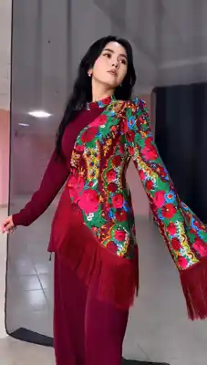 Türkmen fasonlar pombarh fasonlar Fasonlar 2025 fasonlar fason moda modalar Bezen bezen Türkmen fasonlar 2026 Türkmen fasonlar 2025 Türkmen fasonlar 2024 Türkmen fasonlar 2023 turkmenistan türkmenistan turkmen türkmen ashgabat  asgabat aşgabat balkan mary lebap dashoguz dasoguz daşoguz pombarh ponbarhat gulyupek gülýüpek stapel ştapel Gralan Çüýdeşen Abaýa Gadymy Krep Gurultaý 	Keteni Ýüpek Şifon Gipýur Lyon Welwet Atlas Kaşemir Streýç Suzana Ştapel Gülýüpek Pombarh Ýupka Gursakça Aksesuarlar Palto Penjek Okuw eşik Fata Sport eşik Uniforma Nakidka Öýme Şarf kompýuter ýaka ýaglyk Arenda köýnek 2nji el köýnek Taýyn köýnek Matalar Milli lybas milli lybaslar Toý köýnek Toý köýnekler toy koynek toy koynekler gundelik koynekler Gündelik	 
 köýnekler fata koynek Modern taze fason Eskiz koynektm turkmenkoynek türkmenkoynek fason moda moda fasonlar Iş eşik el iş	sada	ýakaly ýakasyz	keşdeli biserli	ýeňli giň nagyşly ýüregi açyk stoýka ýaka ýanly kombinasiýa 	zerli üsti aşak guşakly seçekli gysga ýeňli Modern el iş, ýakasyz, ýeňli, giň, kombinasiýa, üsti aşak 17-25, 26-35 Bežewyý, Goýy-gyzyl yaz, tomus, guyz