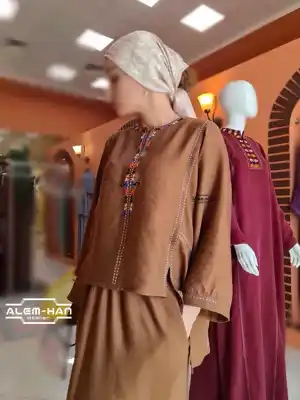 Türkmen fasonlar pombarh fasonlar Fasonlar 2025 fasonlar fason moda modalar Bezen bezen Türkmen fasonlar 2026 Türkmen fasonlar 2025 Türkmen fasonlar 2024 Türkmen fasonlar 2023 turkmenistan türkmenistan turkmen türkmen ashgabat  asgabat aşgabat balkan mary lebap dashoguz dasoguz daşoguz pombarh ponbarhat gulyupek gülýüpek stapel ştapel Gralan Çüýdeşen Abaýa Gadymy Krep Gurultaý 	Keteni Ýüpek Şifon Gipýur Lyon Welwet Atlas Kaşemir Streýç Suzana Ştapel Gülýüpek Pombarh Ýupka Gursakça Aksesuarlar Palto Penjek Okuw eşik Fata Sport eşik Uniforma Nakidka Öýme Şarf kompýuter ýaka ýaglyk Arenda köýnek 2nji el köýnek Taýyn köýnek Matalar Milli lybas milli lybaslar Toý köýnek Toý köýnekler toy koynek toy koynekler gundelik koynekler Gündelik	 
 köýnekler fata koynek Modern taze fason Eskiz koynektm turkmenkoynek türkmenkoynek fason moda moda fasonlar Iş eşik el iş	sada	ýakaly ýakasyz	keşdeli biserli	ýeňli giň nagyşly ýüregi açyk stoýka ýaka ýanly kombinasiýa 	zerli üsti aşak guşakly seçekli gysga ýeňli Gündelik, Modern ýakaly, ýeňli, giň, üsti aşak 17-25, 26-35 Goňur yaz, tomus, guyz