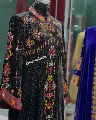 Türkmen fasonlar pombarh fasonlar Fasonlar 2025 fasonlar fason moda modalar Bezen bezen Türkmen fasonlar 2026 Türkmen fasonlar 2025 Türkmen fasonlar 2024 Türkmen fasonlar 2023 turkmenistan türkmenistan turkmen türkmen ashgabat  asgabat aşgabat balkan mary lebap dashoguz dasoguz daşoguz pombarh ponbarhat gulyupek gülýüpek stapel ştapel Gralan Çüýdeşen Abaýa Gadymy Krep Gurultaý 	Keteni Ýüpek Şifon Gipýur Lyon Welwet Atlas Kaşemir Streýç Suzana Ştapel Gülýüpek Pombarh Ýupka Gursakça Aksesuarlar Palto Penjek Okuw eşik Fata Sport eşik Uniforma Nakidka Öýme Şarf kompýuter ýaka ýaglyk Arenda köýnek 2nji el köýnek Taýyn köýnek Matalar Milli lybas milli lybaslar Toý köýnek Toý köýnekler toy koynek toy koynekler gundelik koynekler Gündelik	 
 köýnekler fata koynek Modern taze fason Eskiz koynektm turkmenkoynek türkmenkoynek fason moda moda fasonlar Iş eşik el iş	sada	ýakaly ýakasyz	keşdeli biserli	ýeňli giň nagyşly ýüregi açyk stoýka ýaka ýanly kombinasiýa 	zerli üsti aşak guşakly seçekli gysga ýeňli Panbarhat (Pombarh) Toý köýnek el iş, keşdeli, ýakaly, ýeňli, giň, nagyşly 17-25, 26-35 Gara, Goýy-gök yaz, gysh