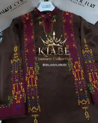 Türkmen fasonlar pombarh fasonlar Fasonlar 2025 fasonlar fason moda modalar Bezen bezen Türkmen fasonlar 2026 Türkmen fasonlar 2025 Türkmen fasonlar 2024 Türkmen fasonlar 2023 turkmenistan türkmenistan turkmen türkmen ashgabat  asgabat aşgabat balkan mary lebap dashoguz dasoguz daşoguz pombarh ponbarhat gulyupek gülýüpek stapel ştapel Gralan Çüýdeşen Abaýa Gadymy Krep Gurultaý 	Keteni Ýüpek Şifon Gipýur Lyon Welwet Atlas Kaşemir Streýç Suzana Ştapel Gülýüpek Pombarh Ýupka Gursakça Aksesuarlar Palto Penjek Okuw eşik Fata Sport eşik Uniforma Nakidka Öýme Şarf kompýuter ýaka ýaglyk Arenda köýnek 2nji el köýnek Taýyn köýnek Matalar Milli lybas milli lybaslar Toý köýnek Toý köýnekler toy koynek toy koynekler gundelik koynekler Gündelik	 
 köýnekler fata koynek Modern taze fason Eskiz koynektm turkmenkoynek türkmenkoynek fason moda moda fasonlar Iş eşik el iş	sada	ýakaly ýakasyz	keşdeli biserli	ýeňli giň nagyşly ýüregi açyk stoýka ýaka ýanly kombinasiýa 	zerli üsti aşak guşakly seçekli gysga ýeňli Gülýüpek Toý köýnek, Milli lybas el iş, keşdeli, ýakasyz, ýeňli, giň 26-35, 35+ Goýy-goňur yaz, tomus, guyz, gysh