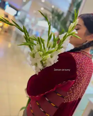 Türkmen fasonlar pombarh fasonlar Fasonlar 2025 fasonlar fason moda modalar Bezen bezen Türkmen fasonlar 2026 Türkmen fasonlar 2025 Türkmen fasonlar 2024 Türkmen fasonlar 2023 turkmenistan türkmenistan turkmen türkmen ashgabat  asgabat aşgabat balkan mary lebap dashoguz dasoguz daşoguz pombarh ponbarhat gulyupek gülýüpek stapel ştapel Gralan Çüýdeşen Abaýa Gadymy Krep Gurultaý 	Keteni Ýüpek Şifon Gipýur Lyon Welwet Atlas Kaşemir Streýç Suzana Ştapel Gülýüpek Pombarh Ýupka Gursakça Aksesuarlar Palto Penjek Okuw eşik Fata Sport eşik Uniforma Nakidka Öýme Şarf kompýuter ýaka ýaglyk Arenda köýnek 2nji el köýnek Taýyn köýnek Matalar Milli lybas milli lybaslar Toý köýnek Toý köýnekler toy koynek toy koynekler gundelik koynekler Gündelik	 
 köýnekler fata koynek Modern taze fason Eskiz koynektm turkmenkoynek türkmenkoynek fason moda moda fasonlar Iş eşik el iş	sada	ýakaly ýakasyz	keşdeli biserli	ýeňli giň nagyşly ýüregi açyk stoýka ýaka ýanly kombinasiýa 	zerli üsti aşak guşakly seçekli gysga ýeňli Keteni, Panbarhat (Pombarh) Uçurym köýnek el iş, keşdeli, ýakaly, ýeňli, giň, kombinasiýa, nagyşly 12-16, 17-25 Gyzyl tomus