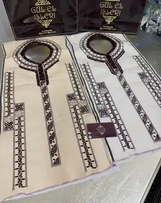 Türkmen fasonlar pombarh fasonlar Fasonlar 2025 fasonlar fason moda modalar Bezen bezen Türkmen fasonlar 2026 Türkmen fasonlar 2025 Türkmen fasonlar 2024 Türkmen fasonlar 2023 turkmenistan türkmenistan turkmen türkmen ashgabat  asgabat aşgabat balkan mary lebap dashoguz dasoguz daşoguz pombarh ponbarhat gulyupek gülýüpek stapel ştapel Gralan Çüýdeşen Abaýa Gadymy Krep Gurultaý 	Keteni Ýüpek Şifon Gipýur Lyon Welwet Atlas Kaşemir Streýç Suzana Ştapel Gülýüpek Pombarh Ýupka Gursakça Aksesuarlar Palto Penjek Okuw eşik Fata Sport eşik Uniforma Nakidka Öýme Şarf kompýuter ýaka ýaglyk Arenda köýnek 2nji el köýnek Taýyn köýnek Matalar Milli lybas milli lybaslar Toý köýnek Toý köýnekler toy koynek toy koynekler gundelik koynekler Gündelik	 
 köýnekler fata koynek Modern taze fason Eskiz koynektm turkmenkoynek türkmenkoynek fason moda moda fasonlar Iş eşik el iş	sada	ýakaly ýakasyz	keşdeli biserli	ýeňli giň nagyşly ýüregi açyk stoýka ýaka ýanly kombinasiýa 	zerli üsti aşak guşakly seçekli gysga ýeňli 