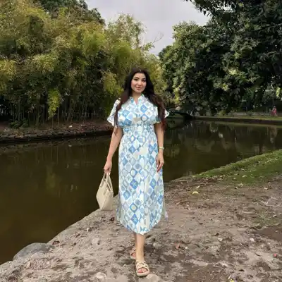 Türkmen fasonlar pombarh fasonlar Fasonlar 2025 fasonlar fason moda modalar Bezen bezen Türkmen fasonlar 2026 Türkmen fasonlar 2025 Türkmen fasonlar 2024 Türkmen fasonlar 2023 turkmenistan türkmenistan turkmen türkmen ashgabat  asgabat aşgabat balkan mary lebap dashoguz dasoguz daşoguz pombarh ponbarhat gulyupek gülýüpek stapel ştapel Gralan Çüýdeşen Abaýa Gadymy Krep Gurultaý 	Keteni Ýüpek Şifon Gipýur Lyon Welwet Atlas Kaşemir Streýç Suzana Ştapel Gülýüpek Pombarh Ýupka Gursakça Aksesuarlar Palto Penjek Okuw eşik Fata Sport eşik Uniforma Nakidka Öýme Şarf kompýuter ýaka ýaglyk Arenda köýnek 2nji el köýnek Taýyn köýnek Matalar Milli lybas milli lybaslar Toý köýnek Toý köýnekler toy koynek toy koynekler gundelik koynekler Gündelik	 
 köýnekler fata koynek Modern taze fason Eskiz koynektm turkmenkoynek türkmenkoynek fason moda moda fasonlar Iş eşik el iş	sada	ýakaly ýakasyz	keşdeli biserli	ýeňli giň nagyşly ýüregi açyk stoýka ýaka ýanly kombinasiýa 	zerli üsti aşak guşakly seçekli gysga ýeňli Lyon    Ak, Gök