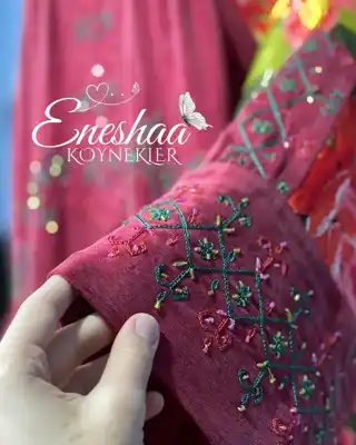 Türkmen fasonlar pombarh fasonlar Fasonlar 2025 fasonlar fason moda modalar Bezen bezen Türkmen fasonlar 2026 Türkmen fasonlar 2025 Türkmen fasonlar 2024 Türkmen fasonlar 2023 turkmenistan türkmenistan turkmen türkmen ashgabat  asgabat aşgabat balkan mary lebap dashoguz dasoguz daşoguz pombarh ponbarhat gulyupek gülýüpek stapel ştapel Gralan Çüýdeşen Abaýa Gadymy Krep Gurultaý 	Keteni Ýüpek Şifon Gipýur Lyon Welwet Atlas Kaşemir Streýç Suzana Ştapel Gülýüpek Pombarh Ýupka Gursakça Aksesuarlar Palto Penjek Okuw eşik Fata Sport eşik Uniforma Nakidka Öýme Şarf kompýuter ýaka ýaglyk Arenda köýnek 2nji el köýnek Taýyn köýnek Matalar Milli lybas milli lybaslar Toý köýnek Toý köýnekler toy koynek toy koynekler gundelik koynekler Gündelik	 
 köýnekler fata koynek Modern taze fason Eskiz koynektm turkmenkoynek türkmenkoynek fason moda moda fasonlar Iş eşik el iş	sada	ýakaly ýakasyz	keşdeli biserli	ýeňli giň nagyşly ýüregi açyk stoýka ýaka ýanly kombinasiýa 	zerli üsti aşak guşakly seçekli gysga ýeňli Gülýüpek Toý köýnek sada, kombinasiýa  Gyzyl