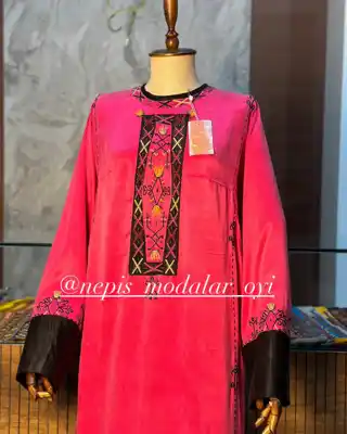 Türkmen fasonlar pombarh fasonlar Fasonlar 2025 fasonlar fason moda modalar Bezen bezen Türkmen fasonlar 2026 Türkmen fasonlar 2025 Türkmen fasonlar 2024 Türkmen fasonlar 2023 turkmenistan türkmenistan turkmen türkmen ashgabat  asgabat aşgabat balkan mary lebap dashoguz dasoguz daşoguz pombarh ponbarhat gulyupek gülýüpek stapel ştapel Gralan Çüýdeşen Abaýa Gadymy Krep Gurultaý 	Keteni Ýüpek Şifon Gipýur Lyon Welwet Atlas Kaşemir Streýç Suzana Ştapel Gülýüpek Pombarh Ýupka Gursakça Aksesuarlar Palto Penjek Okuw eşik Fata Sport eşik Uniforma Nakidka Öýme Şarf kompýuter ýaka ýaglyk Arenda köýnek 2nji el köýnek Taýyn köýnek Matalar Milli lybas milli lybaslar Toý köýnek Toý köýnekler toy koynek toy koynekler gundelik koynekler Gündelik	 
 köýnekler fata koynek Modern taze fason Eskiz koynektm turkmenkoynek türkmenkoynek fason moda moda fasonlar Iş eşik el iş	sada	ýakaly ýakasyz	keşdeli biserli	ýeňli giň nagyşly ýüregi açyk stoýka ýaka ýanly kombinasiýa 	zerli üsti aşak guşakly seçekli gysga ýeňli Gülýüpek Toý köýnek el iş, ýakaly  Gyzyl