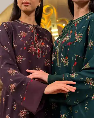 Türkmen fasonlar pombarh fasonlar Fasonlar 2025 fasonlar fason moda modalar Bezen bezen Türkmen fasonlar 2026 Türkmen fasonlar 2025 Türkmen fasonlar 2024 Türkmen fasonlar 2023 turkmenistan türkmenistan turkmen türkmen ashgabat  asgabat aşgabat balkan mary lebap dashoguz dasoguz daşoguz pombarh ponbarhat gulyupek gülýüpek stapel ştapel Gralan Çüýdeşen Abaýa Gadymy Krep Gurultaý 	Keteni Ýüpek Şifon Gipýur Lyon Welwet Atlas Kaşemir Streýç Suzana Ştapel Gülýüpek Pombarh Ýupka Gursakça Aksesuarlar Palto Penjek Okuw eşik Fata Sport eşik Uniforma Nakidka Öýme Şarf kompýuter ýaka ýaglyk Arenda köýnek 2nji el köýnek Taýyn köýnek Matalar Milli lybas milli lybaslar Toý köýnek Toý köýnekler toy koynek toy koynekler gundelik koynekler Gündelik	 
 köýnekler fata koynek Modern taze fason Eskiz koynektm turkmenkoynek türkmenkoynek fason moda moda fasonlar Iş eşik el iş	sada	ýakaly ýakasyz	keşdeli biserli	ýeňli giň nagyşly ýüregi açyk stoýka ýaka ýanly kombinasiýa 	zerli üsti aşak guşakly seçekli gysga ýeňli Toý köýnek, Gündelik el iş, ýakaly, ýeňli, giň 17-25, 26-35 Goýy-gyzyl, Goýy-ýaşyl yaz, tomus