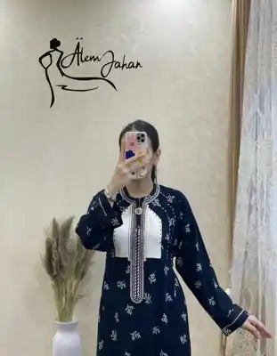 Türkmen fasonlar pombarh fasonlar Fasonlar 2025 fasonlar fason moda modalar Bezen bezen Türkmen fasonlar 2026 Türkmen fasonlar 2025 Türkmen fasonlar 2024 Türkmen fasonlar 2023 turkmenistan türkmenistan turkmen türkmen ashgabat  asgabat aşgabat balkan mary lebap dashoguz dasoguz daşoguz pombarh ponbarhat gulyupek gülýüpek stapel ştapel Gralan Çüýdeşen Abaýa Gadymy Krep Gurultaý 	Keteni Ýüpek Şifon Gipýur Lyon Welwet Atlas Kaşemir Streýç Suzana Ştapel Gülýüpek Pombarh Ýupka Gursakça Aksesuarlar Palto Penjek Okuw eşik Fata Sport eşik Uniforma Nakidka Öýme Şarf kompýuter ýaka ýaglyk Arenda köýnek 2nji el köýnek Taýyn köýnek Matalar Milli lybas milli lybaslar Toý köýnek Toý köýnekler toy koynek toy koynekler gundelik koynekler Gündelik	 
 köýnekler fata koynek Modern taze fason Eskiz koynektm turkmenkoynek türkmenkoynek fason moda moda fasonlar Iş eşik el iş	sada	ýakaly ýakasyz	keşdeli biserli	ýeňli giň nagyşly ýüregi açyk stoýka ýaka ýanly kombinasiýa 	zerli üsti aşak guşakly seçekli gysga ýeňli Ştapel Gündelik, Iş eşik el iş, sada, ýakaly, ýeňli, giň 17-25, 26-35 Goýy-gök tomus, guyz Taýyn köýnek