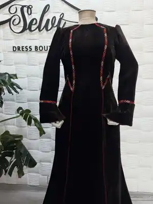 Türkmen fasonlar pombarh fasonlar Fasonlar 2025 fasonlar fason moda modalar Bezen bezen Türkmen fasonlar 2026 Türkmen fasonlar 2025 Türkmen fasonlar 2024 Türkmen fasonlar 2023 turkmenistan türkmenistan turkmen türkmen ashgabat  asgabat aşgabat balkan mary lebap dashoguz dasoguz daşoguz pombarh ponbarhat gulyupek gülýüpek stapel ştapel Gralan Çüýdeşen Abaýa Gadymy Krep Gurultaý 	Keteni Ýüpek Şifon Gipýur Lyon Welwet Atlas Kaşemir Streýç Suzana Ştapel Gülýüpek Pombarh Ýupka Gursakça Aksesuarlar Palto Penjek Okuw eşik Fata Sport eşik Uniforma Nakidka Öýme Şarf kompýuter ýaka ýaglyk Arenda köýnek 2nji el köýnek Taýyn köýnek Matalar Milli lybas milli lybaslar Toý köýnek Toý köýnekler toy koynek toy koynekler gundelik koynekler Gündelik	 
 köýnekler fata koynek Modern taze fason Eskiz koynektm turkmenkoynek türkmenkoynek fason moda moda fasonlar Iş eşik el iş	sada	ýakaly ýakasyz	keşdeli biserli	ýeňli giň nagyşly ýüregi açyk stoýka ýaka ýanly kombinasiýa 	zerli üsti aşak guşakly seçekli gysga ýeňli 