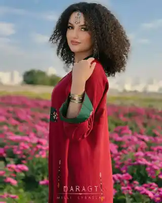 Türkmen fasonlar pombarh fasonlar Fasonlar 2025 fasonlar fason moda modalar Bezen bezen Türkmen fasonlar 2026 Türkmen fasonlar 2025 Türkmen fasonlar 2024 Türkmen fasonlar 2023 turkmenistan türkmenistan turkmen türkmen ashgabat  asgabat aşgabat balkan mary lebap dashoguz dasoguz daşoguz pombarh ponbarhat gulyupek gülýüpek stapel ştapel Gralan Çüýdeşen Abaýa Gadymy Krep Gurultaý 	Keteni Ýüpek Şifon Gipýur Lyon Welwet Atlas Kaşemir Streýç Suzana Ştapel Gülýüpek Pombarh Ýupka Gursakça Aksesuarlar Palto Penjek Okuw eşik Fata Sport eşik Uniforma Nakidka Öýme Şarf kompýuter ýaka ýaglyk Arenda köýnek 2nji el köýnek Taýyn köýnek Matalar Milli lybas milli lybaslar Toý köýnek Toý köýnekler toy koynek toy koynekler gundelik koynekler Gündelik	 
 köýnekler fata koynek Modern taze fason Eskiz koynektm turkmenkoynek türkmenkoynek fason moda moda fasonlar Iş eşik el iş	sada	ýakaly ýakasyz	keşdeli biserli	ýeňli giň nagyşly ýüregi açyk stoýka ýaka ýanly kombinasiýa 	zerli üsti aşak guşakly seçekli gysga ýeňli Lyon Toý köýnek, Gündelik ýakaly  Gyzyl