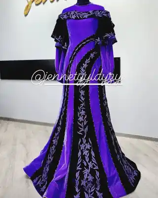 Türkmen fasonlar pombarh fasonlar Fasonlar 2025 fasonlar fason moda modalar Bezen bezen Türkmen fasonlar 2026 Türkmen fasonlar 2025 Türkmen fasonlar 2024 Türkmen fasonlar 2023 turkmenistan türkmenistan turkmen türkmen ashgabat  asgabat aşgabat balkan mary lebap dashoguz dasoguz daşoguz pombarh ponbarhat gulyupek gülýüpek stapel ştapel Gralan Çüýdeşen Abaýa Gadymy Krep Gurultaý 	Keteni Ýüpek Şifon Gipýur Lyon Welwet Atlas Kaşemir Streýç Suzana Ştapel Gülýüpek Pombarh Ýupka Gursakça Aksesuarlar Palto Penjek Okuw eşik Fata Sport eşik Uniforma Nakidka Öýme Şarf kompýuter ýaka ýaglyk Arenda köýnek 2nji el köýnek Taýyn köýnek Matalar Milli lybas milli lybaslar Toý köýnek Toý köýnekler toy koynek toy koynekler gundelik koynekler Gündelik	 
 köýnekler fata koynek Modern taze fason Eskiz koynektm turkmenkoynek türkmenkoynek fason moda moda fasonlar Iş eşik el iş	sada	ýakaly ýakasyz	keşdeli biserli	ýeňli giň nagyşly ýüregi açyk stoýka ýaka ýanly kombinasiýa 	zerli üsti aşak guşakly seçekli gysga ýeňli Suzana Toý köýnek, Modern el iş, ýakasyz, biserli  Gara, Goýy-gök