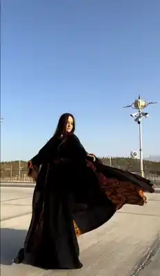 Türkmen fasonlar pombarh fasonlar Fasonlar 2025 fasonlar fason moda modalar Bezen bezen Türkmen fasonlar 2026 Türkmen fasonlar 2025 Türkmen fasonlar 2024 Türkmen fasonlar 2023 turkmenistan türkmenistan turkmen türkmen ashgabat  asgabat aşgabat balkan mary lebap dashoguz dasoguz daşoguz pombarh ponbarhat gulyupek gülýüpek stapel ştapel Gralan Çüýdeşen Abaýa Gadymy Krep Gurultaý 	Keteni Ýüpek Şifon Gipýur Lyon Welwet Atlas Kaşemir Streýç Suzana Ştapel Gülýüpek Pombarh Ýupka Gursakça Aksesuarlar Palto Penjek Okuw eşik Fata Sport eşik Uniforma Nakidka Öýme Şarf kompýuter ýaka ýaglyk Arenda köýnek 2nji el köýnek Taýyn köýnek Matalar Milli lybas milli lybaslar Toý köýnek Toý köýnekler toy koynek toy koynekler gundelik koynekler Gündelik	 
 köýnekler fata koynek Modern taze fason Eskiz koynektm turkmenkoynek türkmenkoynek fason moda moda fasonlar Iş eşik el iş	sada	ýakaly ýakasyz	keşdeli biserli	ýeňli giň nagyşly ýüregi açyk stoýka ýaka ýanly kombinasiýa 	zerli üsti aşak guşakly seçekli gysga ýeňli Toý köýnek   Gara, Mämişi  Taýyn köýnek