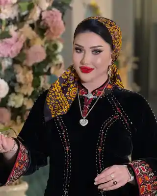 Türkmen fasonlar pombarh fasonlar Fasonlar 2025 fasonlar fason moda modalar Bezen bezen Türkmen fasonlar 2026 Türkmen fasonlar 2025 Türkmen fasonlar 2024 Türkmen fasonlar 2023 turkmenistan türkmenistan turkmen türkmen ashgabat  asgabat aşgabat balkan mary lebap dashoguz dasoguz daşoguz pombarh ponbarhat gulyupek gülýüpek stapel ştapel Gralan Çüýdeşen Abaýa Gadymy Krep Gurultaý 	Keteni Ýüpek Şifon Gipýur Lyon Welwet Atlas Kaşemir Streýç Suzana Ştapel Gülýüpek Pombarh Ýupka Gursakça Aksesuarlar Palto Penjek Okuw eşik Fata Sport eşik Uniforma Nakidka Öýme Şarf kompýuter ýaka ýaglyk Arenda köýnek 2nji el köýnek Taýyn köýnek Matalar Milli lybas milli lybaslar Toý köýnek Toý köýnekler toy koynek toy koynekler gundelik koynekler Gündelik	 
 köýnekler fata koynek Modern taze fason Eskiz koynektm turkmenkoynek türkmenkoynek fason moda moda fasonlar Iş eşik el iş	sada	ýakaly ýakasyz	keşdeli biserli	ýeňli giň nagyşly ýüregi açyk stoýka ýaka ýanly kombinasiýa 	zerli üsti aşak guşakly seçekli gysga ýeňli Panbarhat (Pombarh) Toý köýnek el iş, ýakaly  Gara