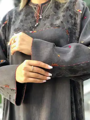 Türkmen fasonlar pombarh fasonlar Fasonlar 2025 fasonlar fason moda modalar Bezen bezen Türkmen fasonlar 2026 Türkmen fasonlar 2025 Türkmen fasonlar 2024 Türkmen fasonlar 2023 turkmenistan türkmenistan turkmen türkmen ashgabat  asgabat aşgabat balkan mary lebap dashoguz dasoguz daşoguz pombarh ponbarhat gulyupek gülýüpek stapel ştapel Gralan Çüýdeşen Abaýa Gadymy Krep Gurultaý 	Keteni Ýüpek Şifon Gipýur Lyon Welwet Atlas Kaşemir Streýç Suzana Ştapel Gülýüpek Pombarh Ýupka Gursakça Aksesuarlar Palto Penjek Okuw eşik Fata Sport eşik Uniforma Nakidka Öýme Şarf kompýuter ýaka ýaglyk Arenda köýnek 2nji el köýnek Taýyn köýnek Matalar Milli lybas milli lybaslar Toý köýnek Toý köýnekler toy koynek toy koynekler gundelik koynekler Gündelik	 
 köýnekler fata koynek Modern taze fason Eskiz koynektm turkmenkoynek türkmenkoynek fason moda moda fasonlar Iş eşik el iş	sada	ýakaly ýakasyz	keşdeli biserli	ýeňli giň nagyşly ýüregi açyk stoýka ýaka ýanly kombinasiýa 	zerli üsti aşak guşakly seçekli gysga ýeňli Gülýüpek Gündelik el iş, keşdeli, ýakasyz, ýanly, ýeňli, giň, nagyşly 17-25, 26-35 Goýy-goňur, Goýy-çal yaz, tomus, guyz