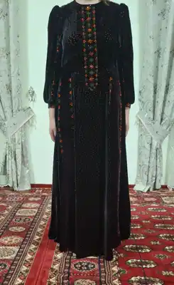 Türkmen fasonlar pombarh fasonlar Fasonlar 2025 fasonlar fason moda modalar Bezen bezen Türkmen fasonlar 2026 Türkmen fasonlar 2025 Türkmen fasonlar 2024 Türkmen fasonlar 2023 turkmenistan türkmenistan turkmen türkmen ashgabat  asgabat aşgabat balkan mary lebap dashoguz dasoguz daşoguz pombarh ponbarhat gulyupek gülýüpek stapel ştapel Gralan Çüýdeşen Abaýa Gadymy Krep Gurultaý 	Keteni Ýüpek Şifon Gipýur Lyon Welwet Atlas Kaşemir Streýç Suzana Ştapel Gülýüpek Pombarh Ýupka Gursakça Aksesuarlar Palto Penjek Okuw eşik Fata Sport eşik Uniforma Nakidka Öýme Şarf kompýuter ýaka ýaglyk Arenda köýnek 2nji el köýnek Taýyn köýnek Matalar Milli lybas milli lybaslar Toý köýnek Toý köýnekler toy koynek toy koynekler gundelik koynekler Gündelik	 
 köýnekler fata koynek Modern taze fason Eskiz koynektm turkmenkoynek türkmenkoynek fason moda moda fasonlar Iş eşik el iş	sada	ýakaly ýakasyz	keşdeli biserli	ýeňli giň nagyşly ýüregi açyk stoýka ýaka ýanly kombinasiýa 	zerli üsti aşak guşakly seçekli gysga ýeňli Panbarhat (Pombarh) Toý köýnek ýakaly, ýeňli, giň, 4 iňňe ýaka 26-35, 35+ Goýy-goňur, Goýy-çal yaz, guyz, gysh 2nji el