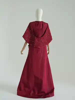 Türkmen fasonlar pombarh fasonlar Fasonlar 2025 fasonlar fason moda modalar Bezen bezen Türkmen fasonlar 2026 Türkmen fasonlar 2025 Türkmen fasonlar 2024 Türkmen fasonlar 2023 turkmenistan türkmenistan turkmen türkmen ashgabat  asgabat aşgabat balkan mary lebap dashoguz dasoguz daşoguz pombarh ponbarhat gulyupek gülýüpek stapel ştapel Gralan Çüýdeşen Abaýa Gadymy Krep Gurultaý 	Keteni Ýüpek Şifon Gipýur Lyon Welwet Atlas Kaşemir Streýç Suzana Ştapel Gülýüpek Pombarh Ýupka Gursakça Aksesuarlar Palto Penjek Okuw eşik Fata Sport eşik Uniforma Nakidka Öýme Şarf kompýuter ýaka ýaglyk Arenda köýnek 2nji el köýnek Taýyn köýnek Matalar Milli lybas milli lybaslar Toý köýnek Toý köýnekler toy koynek toy koynekler gundelik koynekler Gündelik	 
 köýnekler fata koynek Modern taze fason Eskiz koynektm turkmenkoynek türkmenkoynek fason moda moda fasonlar Iş eşik el iş	sada	ýakaly ýakasyz	keşdeli biserli	ýeňli giň nagyşly ýüregi açyk stoýka ýaka ýanly kombinasiýa 	zerli üsti aşak guşakly seçekli gysga ýeňli Şantu Toý köýnek el iş, ýakasyz, biserli, gysga ýeňli, giň, nagyşly 26-35 Goýy-gyzyl yaz, tomus, guyz Taýyn köýnek